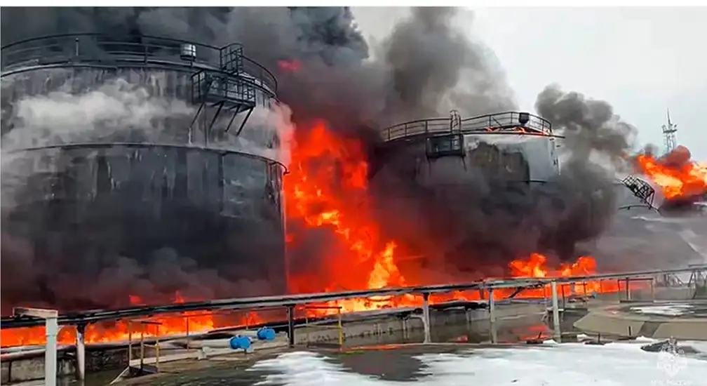 Watch: Ukrainian Drones Strike Oil Terminal in Occupied Crimea — Massive Fireball Erupts in Kerch as Peninsula Runs Dry